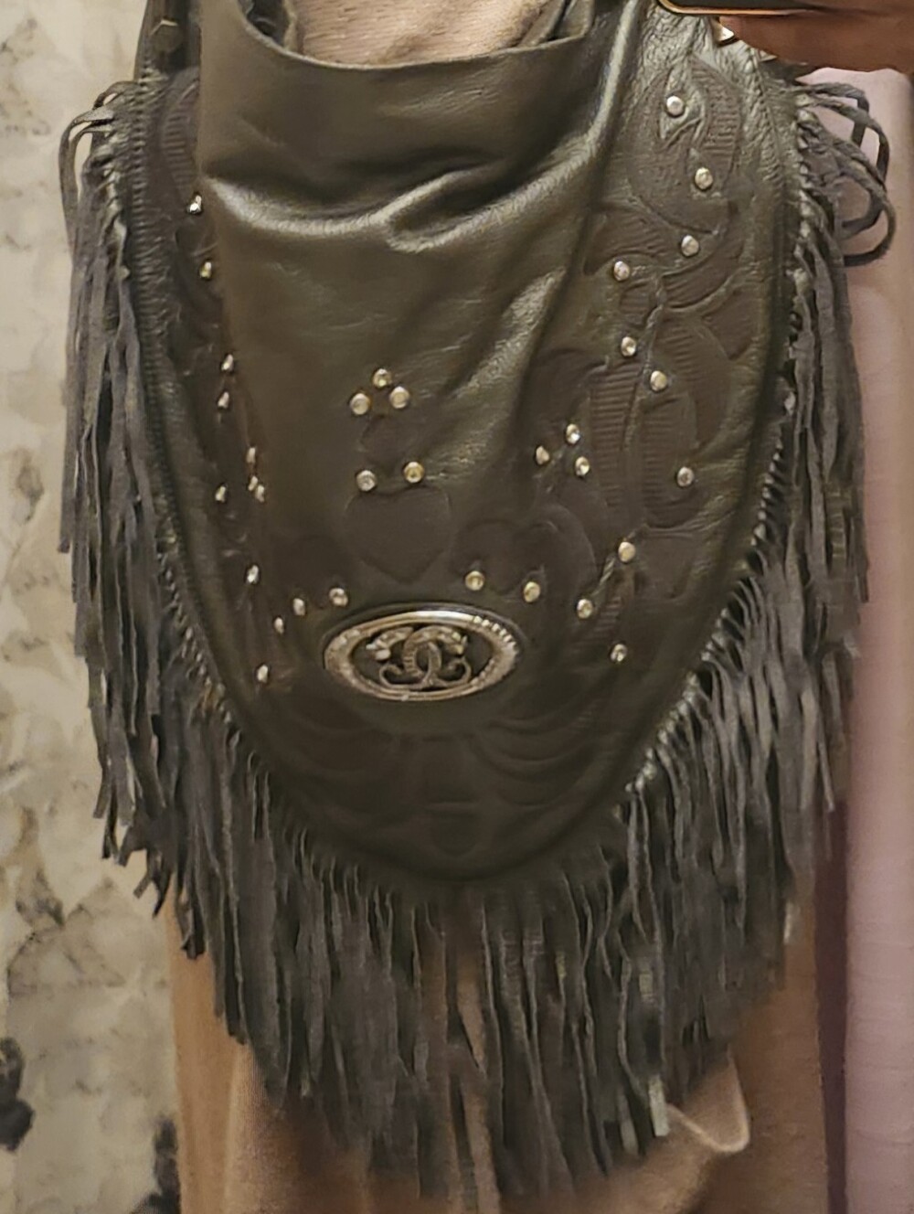 Sharif Gray Bling Fringe Shoulder Bag - Picture 11 of 12